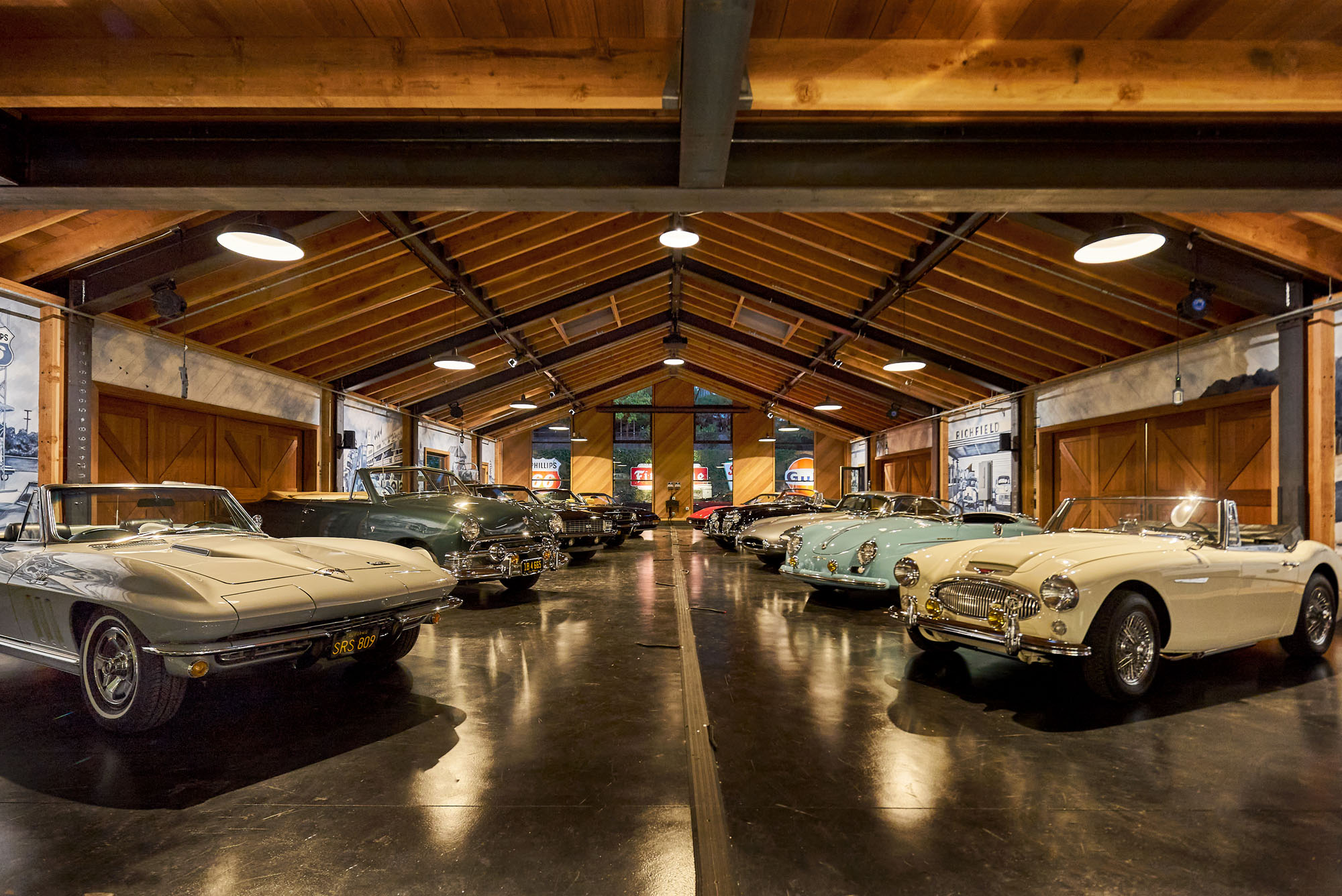 Vintage Car Barn